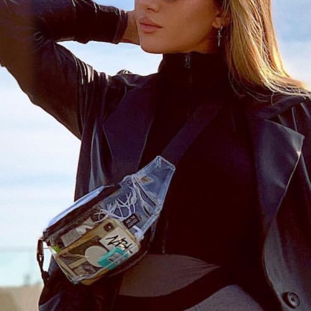 🆕 Naturyl Vintage Y2K Translucent Fanny Pack